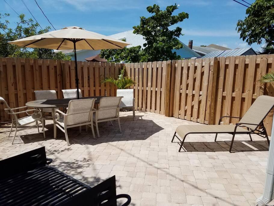 Hawaiian Cottage - Heated Pool Walk To The Beach Cocoa Beach Ngoại thất bức ảnh