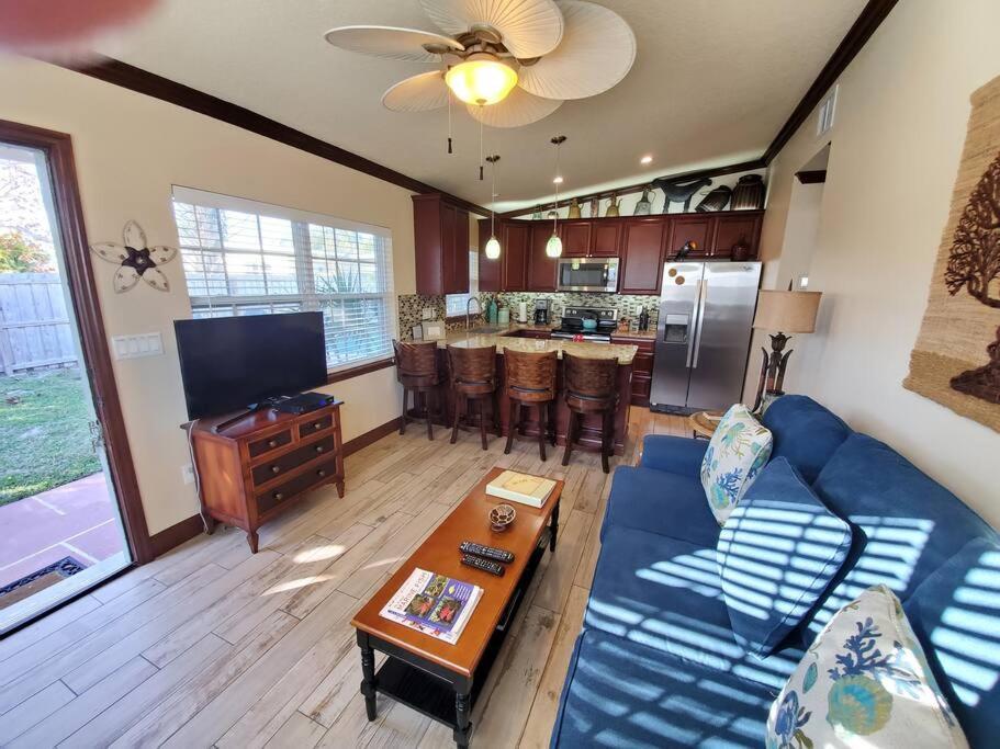 Hawaiian Cottage - Heated Pool Walk To The Beach Cocoa Beach Ngoại thất bức ảnh